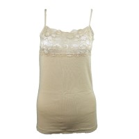 Γυναικείες Φανέλες λεπτή τιράντα με μεγάλη δαντέλα .